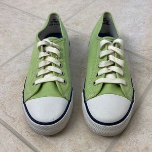 Tommy Hilfiger Sneakers Size 9M